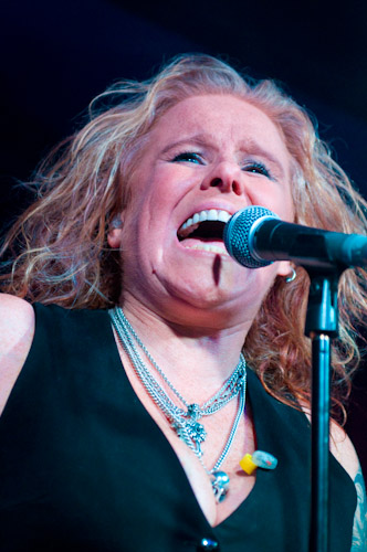 Never The Bride - Nikki Lamborn, lead singer