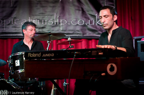 Nick Ramos Pinto on drums & Rik 'Howling' Christiansen on keys