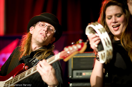 Charlotte Joyce on vocals & Clive 'Honeytrap' Jones on bass