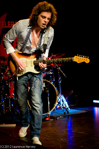 Virgil McMahon on guitar & vocals