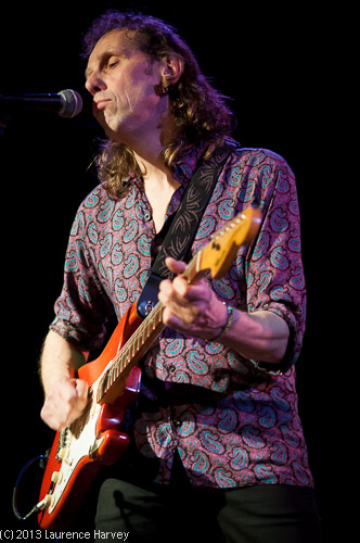 Geoff Grange on guitar
