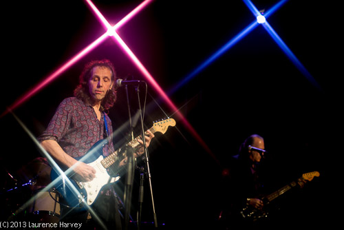 Geoff Grange on guitar
