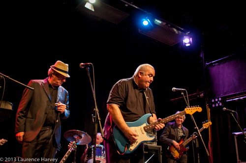 David Raphael on harmonica & Nick Hyde on guitar
