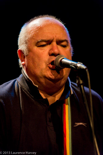 Nick Hyde on guitar & vocals