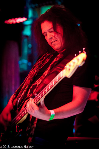 Jorgen Carlsson on bass