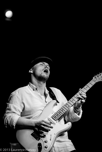 Mitch Laddie on guitar & vocals