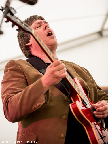 The Shufflepack - Joe Nethercoat on guitar