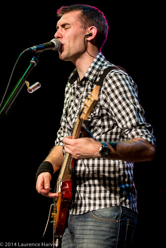 Joe Fawcett on guitar & vocals
