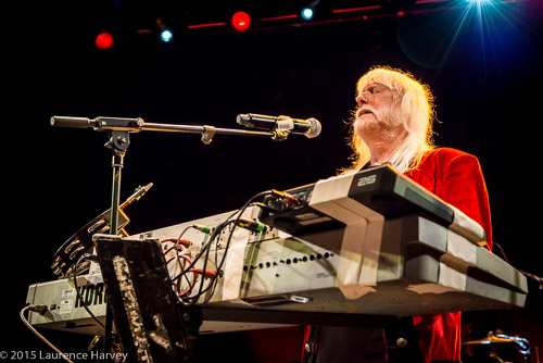 Edgar Winter on vocals & keyboards