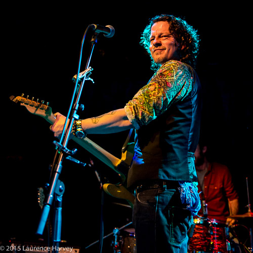 Ian Siegal on guitar & vocals