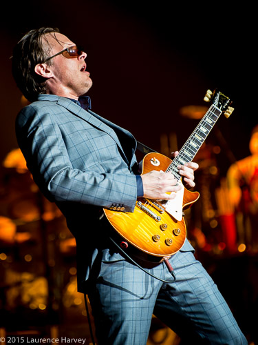 Joe Bonamassa on guitar & vocals