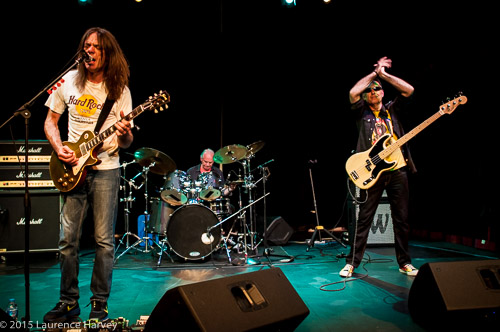 Larry Miller & his band on stage at The Limelight Theatre, Aylesbury