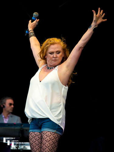 Carol Decker of T'Pau