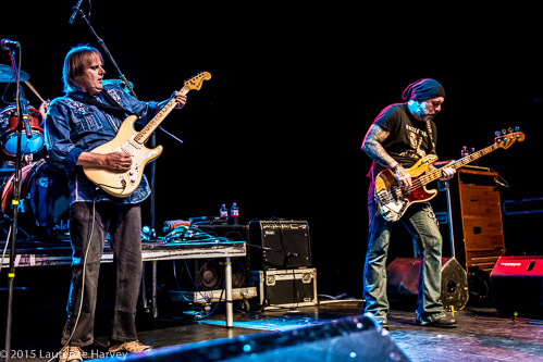 Walter Trout on guitar & vocals, Johnny Griparic on bass