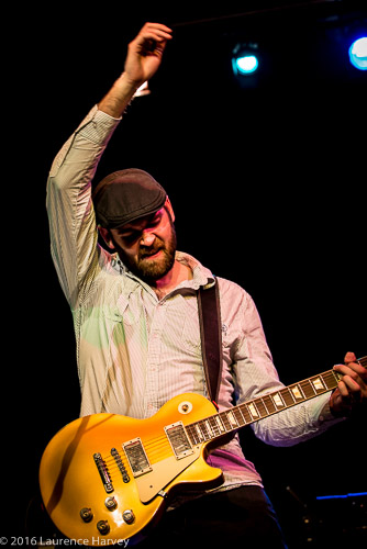 Paul Turley on guitar & backing vocals