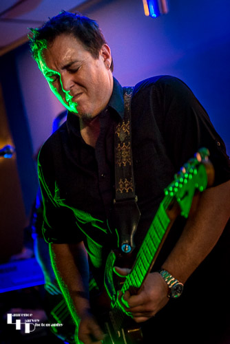 Billy Walton on guitar