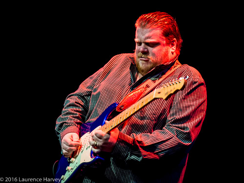 Danny Bryant on guitar & vocals