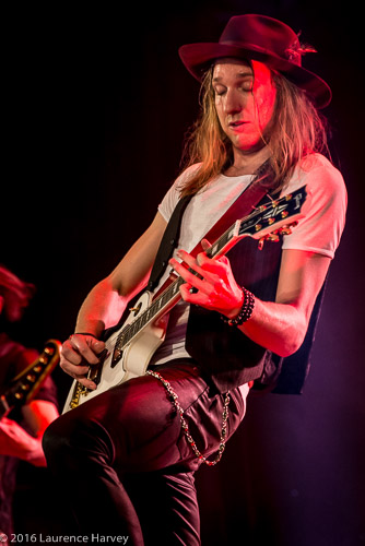 Andreas Eriksson on lead guitar
