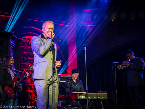 JJ Grey on vocals