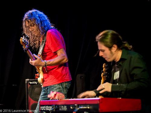 Stuart Uren on bass & Paul Jobson on keyboards