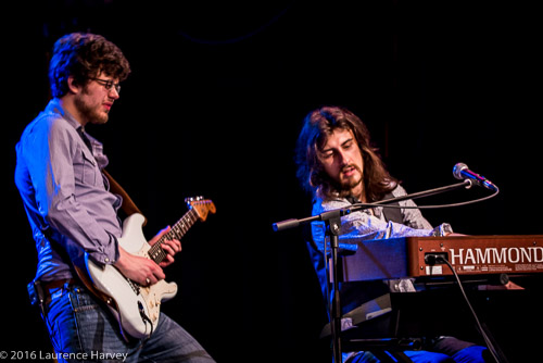 Andrew Pipe on guitar & Jamie Pipe on keyboards