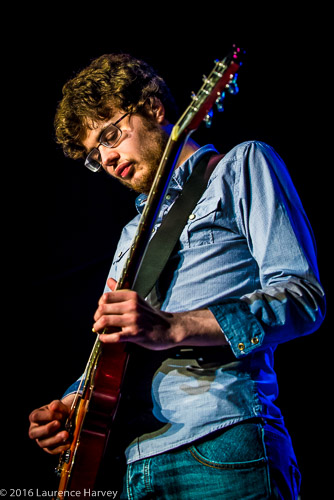 Andrew Pipe on guitar & vocals