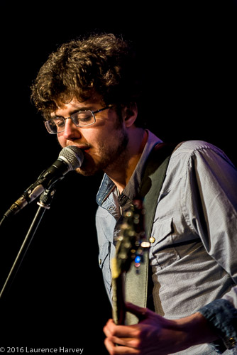 Andrew Pipe on guitar & vocals