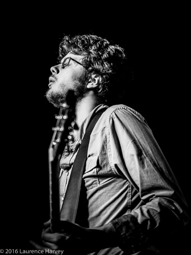 Andrew Pipe on guitar & vocals