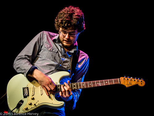 Andrew Pipe on guitar & vocals