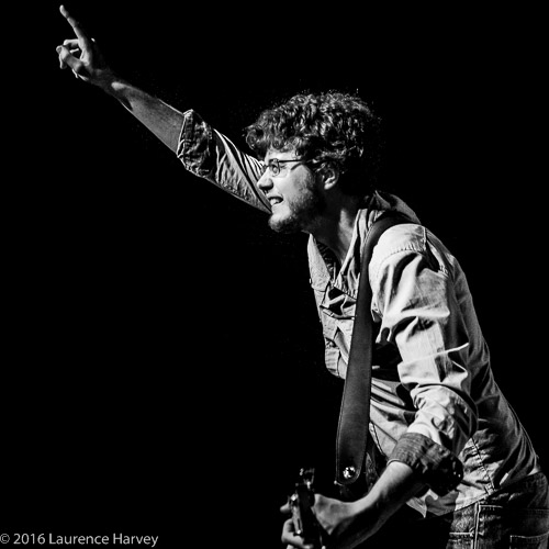 Andrew Pipe on guitar & vocals