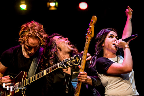 Jane Pearce on lead vocals, Alex Butler on lead guitar & Mike Topp on bass