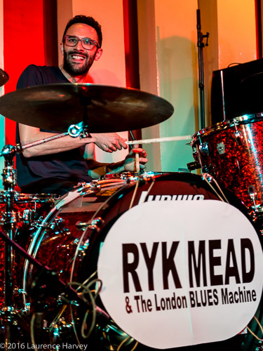 Daniele Antenucci on drums