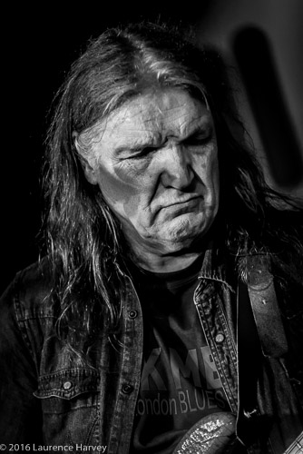 Ryk Mead on guitar & vocals