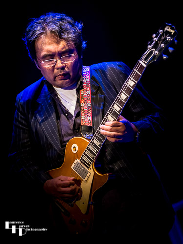 Saiichi Sugiyama on guitar