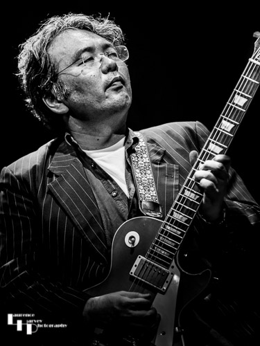 Saiichi Sugiyama on guitar