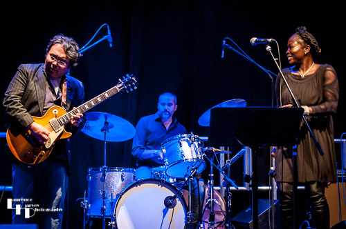 Saiichi Sugiyama on guitar, Monica George on vocals & Wez Johnson on drums
