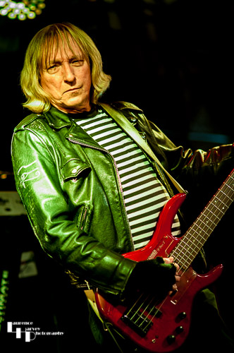Rick Anderson on bass