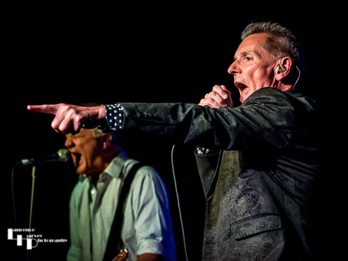 Dr Feelgood: Robert Kane on vocals