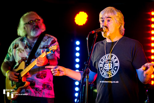 The Barnstormers: Stuart 'Son' Maxwell on vocals & harmonica, Barney Nikolic on guitar