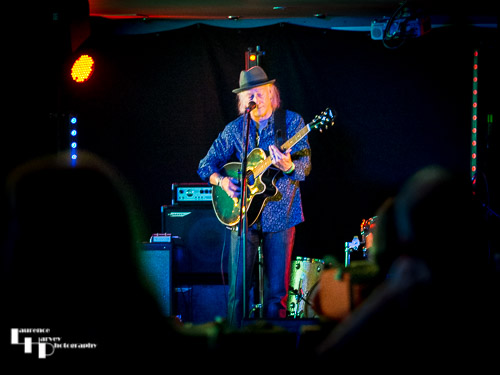 Del Bromham on stage at the Bucks Blues Fest