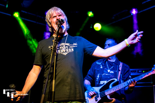 Storm Warning: Stuart 'Son' Maxwell on vocals