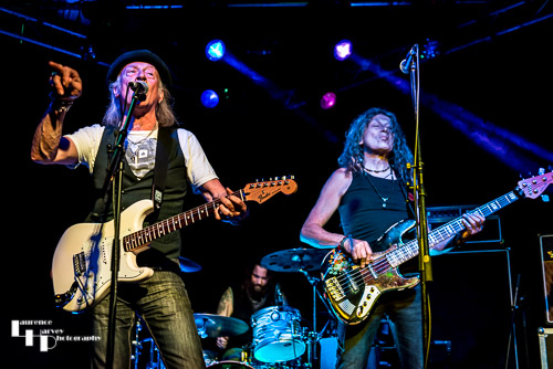 Del Bromham Blues Devils: Del Bromham on guitar & vocals,
Stuart Uren on bass