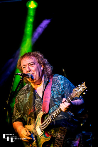 Bernie Marsden & Band: Bernie Marsden on guitar & vocals