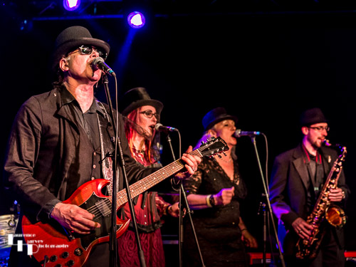 Hitman Blues Band: Russell 'Hitman' Alexander on vocals & guitar