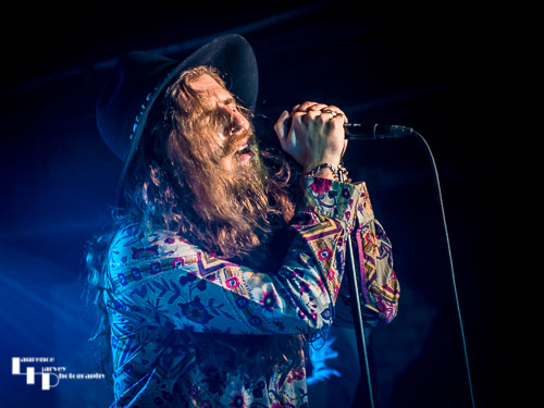 Stevie Westwood on vocals