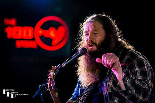 Christy O'Hanlon on vocals & guitar