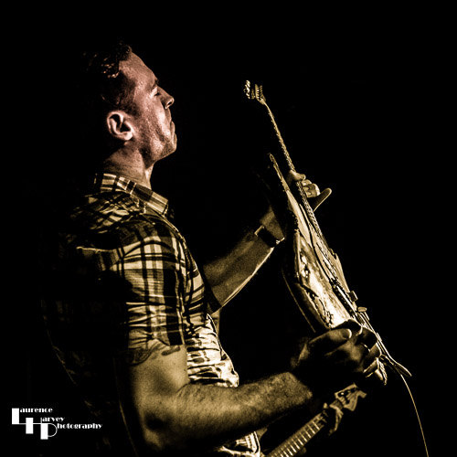 Dan Patlansky on guitar & vocals