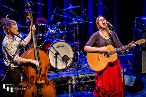 Hollie Rogers on vocals & guitar, Tom Holder on double bass