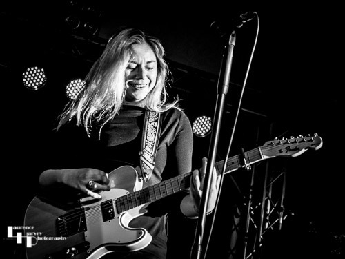 Joanne Shaw Taylor on vocals & guitar