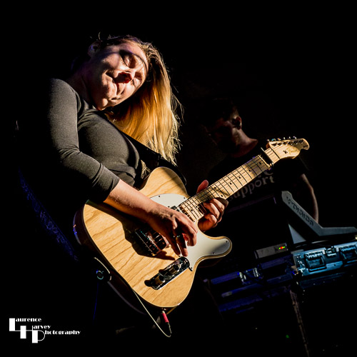 Joanne Shaw Taylor on vocals & guitar